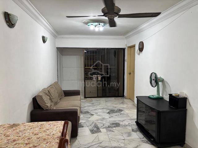 Puteri Indah 1