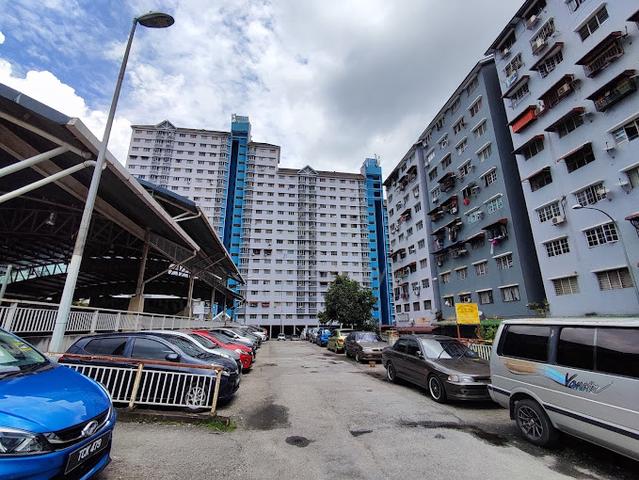 Blok 21 Bukit Angkasa Pantai Dalam 10 mins Walk LRT Kerinchi 1
