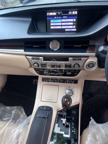 2014 Lexus ES250 2.5 (A) - 5