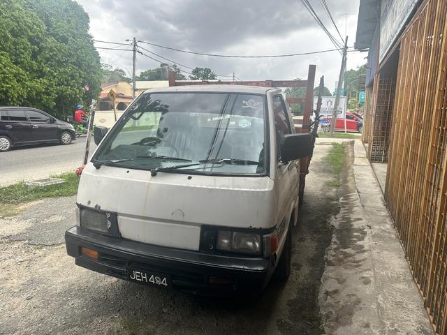 1996 Nissan c22 - 2