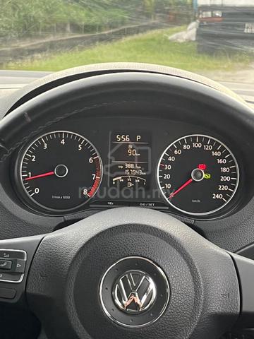 2015 Volkswagen POLO HB facelift 1.6(a) full loan - 4