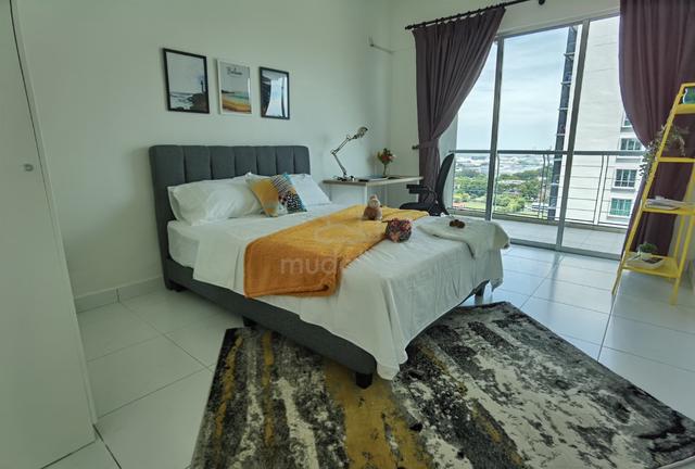 Balcony Room for rent at Elit Heights, Bayan Lepas 1