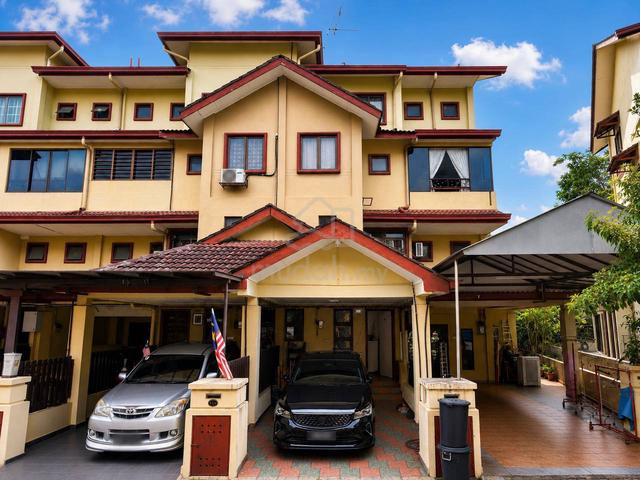 Villa Laman Tasik 1