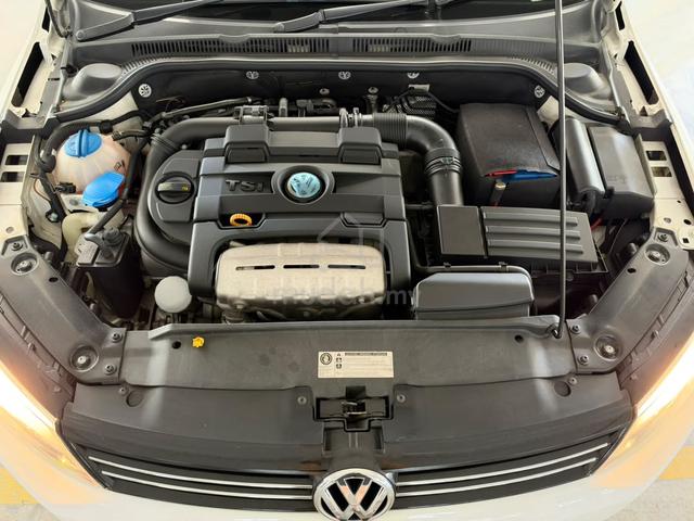 2015 Volkswagen JETTA 1.4 TSI (CKD) (A) - 5