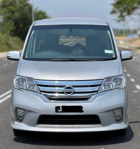 2013 Nissan SERENA 2.0 S-HYBRID HIGHWAY STAR - 2