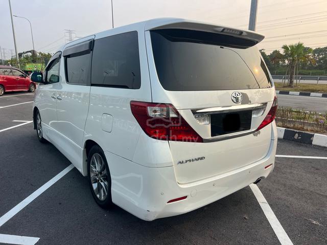 2010 Toyota ALPHARD 2.4 7SEATER BLACK INTERIOR - 4