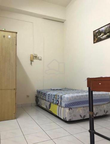 Cozy Single Room for Rent at Sri Kembangan 1