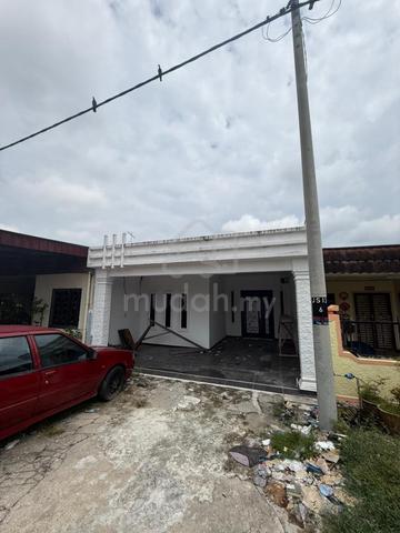 Hot Deal! Renovated Single Storey Under Market Price Bestari Jaya 1