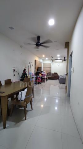 3 Storey Terrace House Putra Pogun 5 Bedroom 3