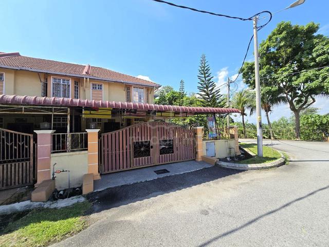 Below Market! Corner Lot Double Storey Terrace @Acacia Park, Nilai 1