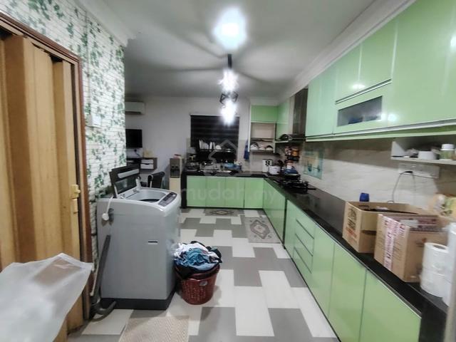Spacious 2.5 sty Corner Hse @ La Cottage Taman Putra Perdana Puchong 1