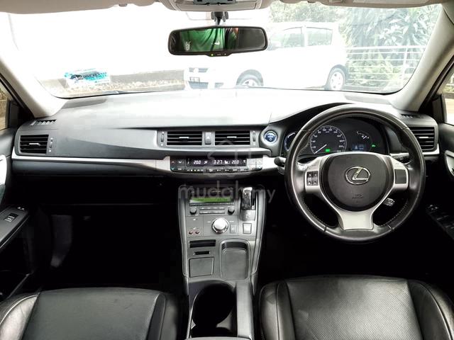 2012 Lexus CT200h 1.8 (A) Premium Package - 4