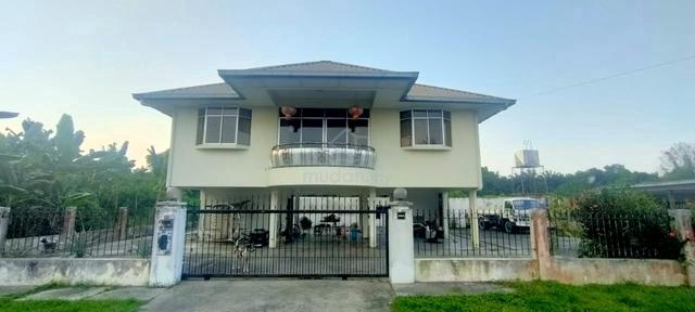 Detached House for Sale 1