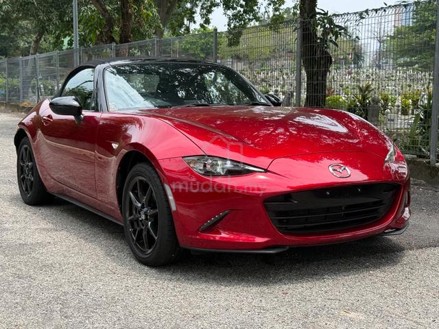 2023 MAZDA MX-5 MT Special PKG Manual Low Milage  - 1