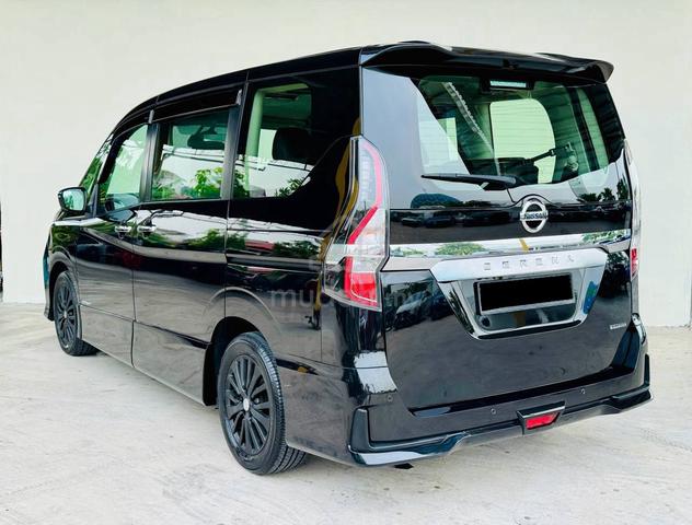 Nissan Serena 2.0 Premium Highway Star U/Warranty - 2