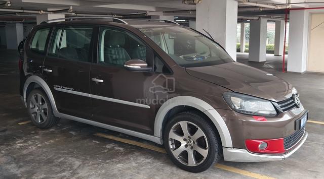 2012 Volkswagen CROSS TOURAN 1.4 TSI (A) - 1