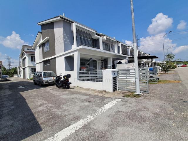 End-Lot Double Storey Terrace House Taman Idaman Bangi Selangor 1