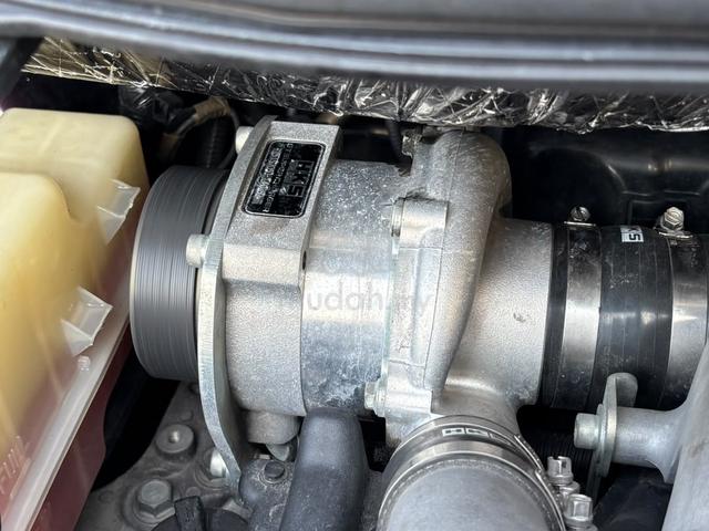 Toyota VELLFIRE 3.5 VL ZG HKS Turbo V6 Coldbox - 3
