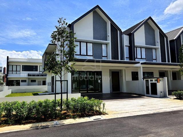 Partial Furnish 48x65 Lucent Residence 2 Sty Endlot Rimbayu G&g 1