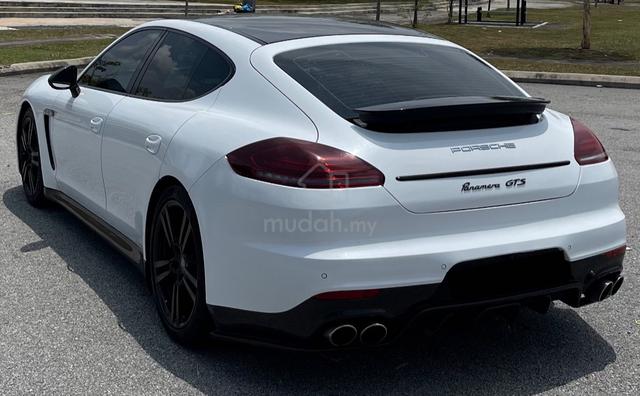 2010 Porsche PANAMERA 3.6 4 970 (A) - 3