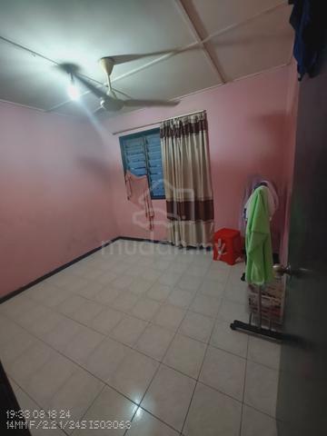 18x55, Taman Kantan Permai, 2 Storey House, Kajang, 1K depo, full loan 1