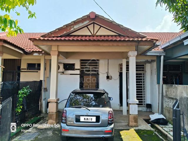 Rumah Teres Setingkat Taman Desa Tanjong Damai Gong Badak 1