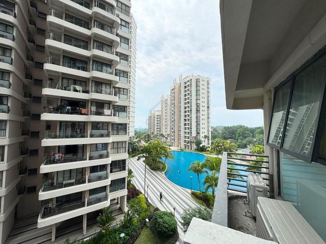 Bay Point @ Country Garden Danga Bay 1