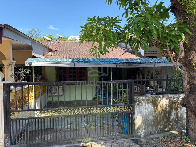 Rumah Taman Mawar Rantau Negeri Sembilan 1