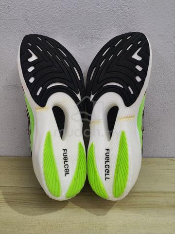 Kasut Running New Balance x Stone Island  7.5uk - photo 4 of 5