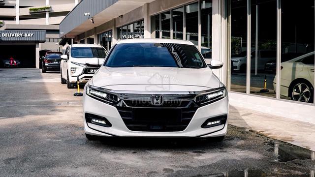 Honda ACCORD TC-P 1.5L K.ENTRY P.SHIFT L.SEAT 2023 - 3