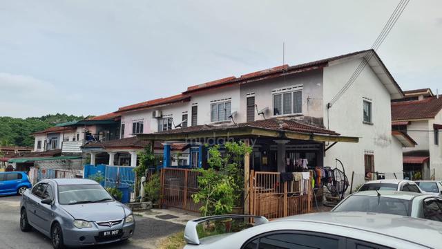 2 storey endlot house (5' land) at section 4, Rinching, Semenyih 1