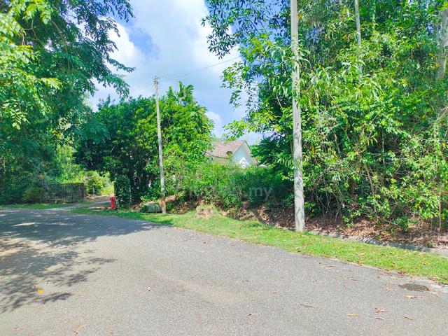 [Gated & Guarded] Bungalow Lot, Permaipura Golf & Country Club Bedong 3