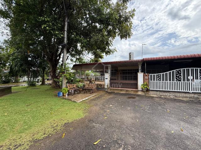 Corner House, Taman Rasa Sayang, Bedong. Fully Renovated. Big Land 1