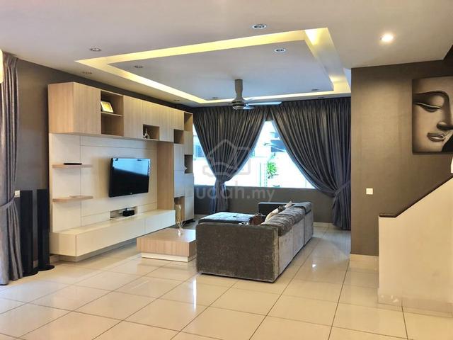 House For Rent / Taman Nusa Duta / Double Storey Cluster / Tuas / Jb 1