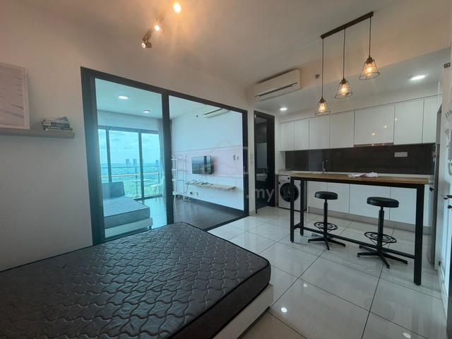Almas Suites @ Puteri Harbour 1