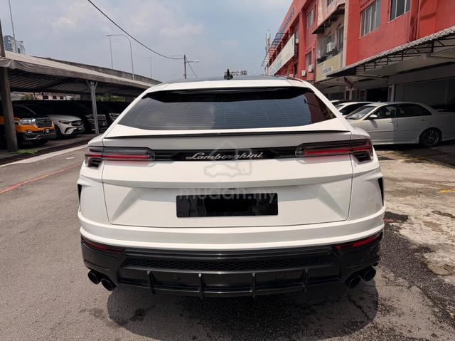 2019/2023 Lamborghini URUS 4.0 (A) V8 5 Doors - 4
