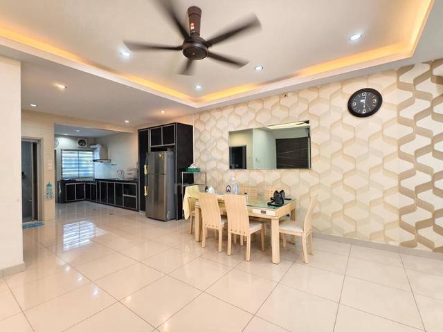 Impian Emas Height Double Storey Superlink Renovated Extended 1
