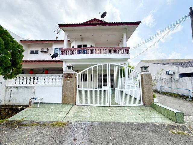 END LOT FULLY RENOVATED Double Storey Taman Maju Satu Sg Jelok Kajang 1