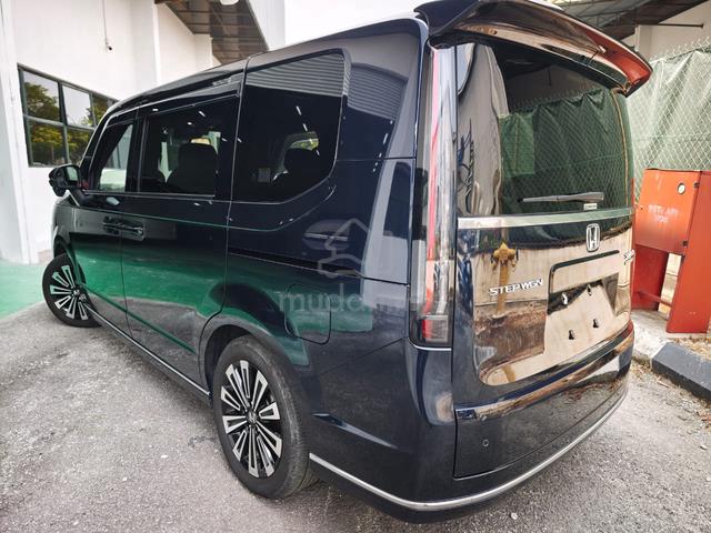 2023 Honda STEPWAGON 1.5 PREMIUM LINE GRADE 4.5 - 2