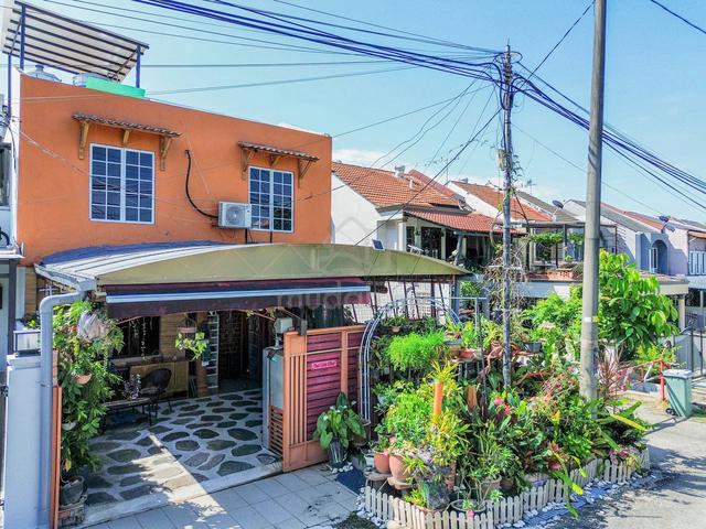 DOUBLE STOREY END LOT SS19/A1, Subang Jaya 1