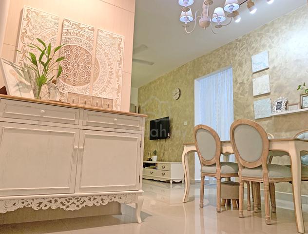 Bandar Sunway, Suriamas Condominium Big Medium Room for Rent 2026 1