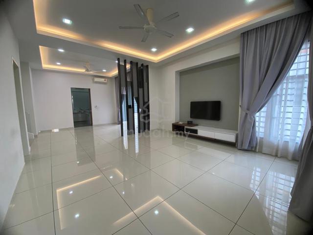 Fully Reno 5 Rooms Taman One 1 Krubong Bungalow, Samarinda Jaya Melak 1