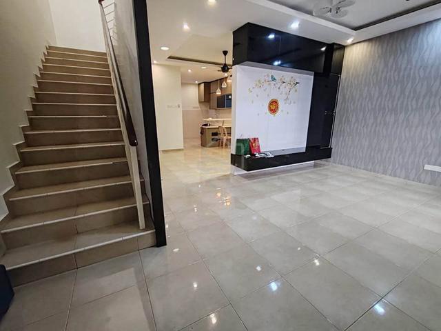 Gelang Patah Taman Nusa Sentral Double Storey Terrace 1