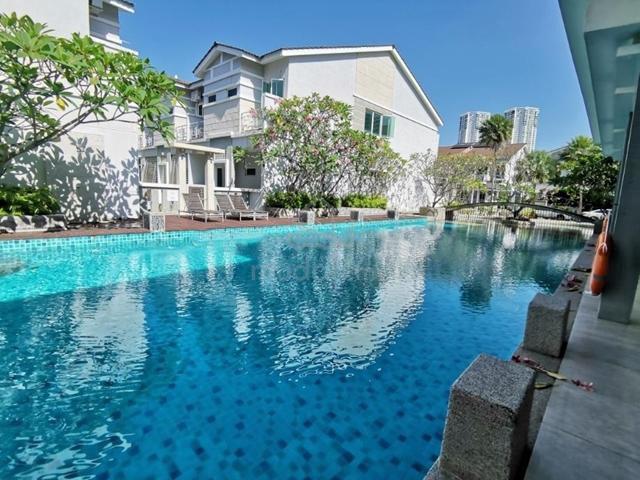 Dua Villas | next to Tree Residency | with Well Trimed Garden 1