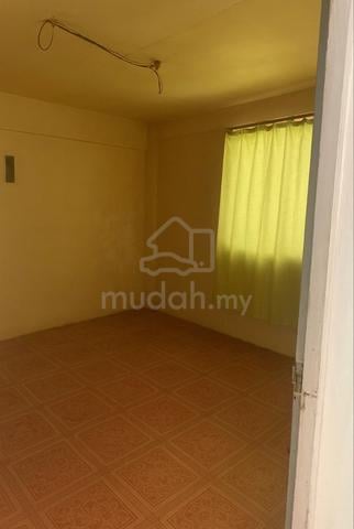 Flat Apartment Semarak 1