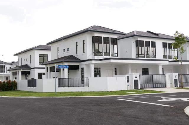 CHEAPEST GRAHAM GARDEN Inter.Endlot@Eco Grandeur Bandar Puncak Alam 1