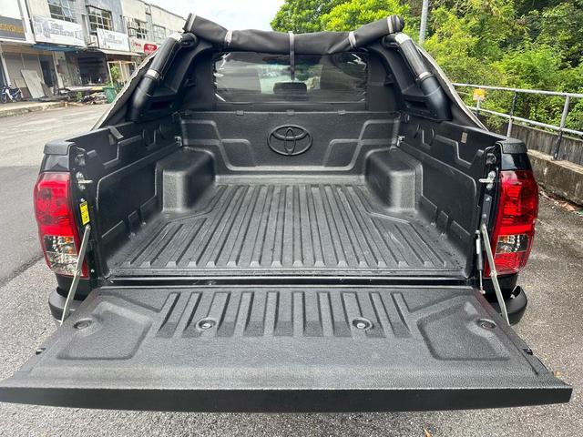 2019 Toyota HILUX 2.8 BLACK EDITION MY18 AN120 (A) - 5