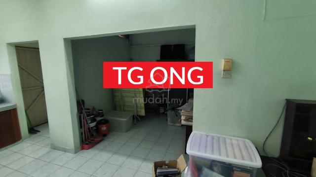 2 Storey Terrace Move in Condition Rare Units 2