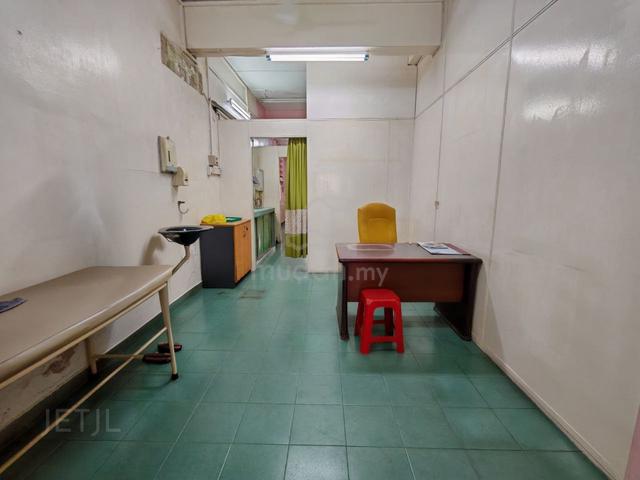 Below market price Taman Pendamar Indah 1 Klang Double Storey Shop Lot 1