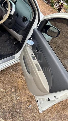 2010 Perodua MYVI 1.3 EZI MY05 M300 FACELIFT (A) - 5